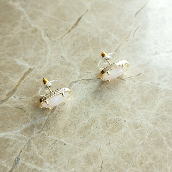 NEW Kendra Scott Gold Rose Quartz Ellie Stud Earrings - Picture 2 of 3